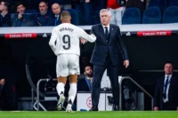 Mbappé à bout de nerfs : Ancelotti sur le fil après la débâcle contre Barcelone ?