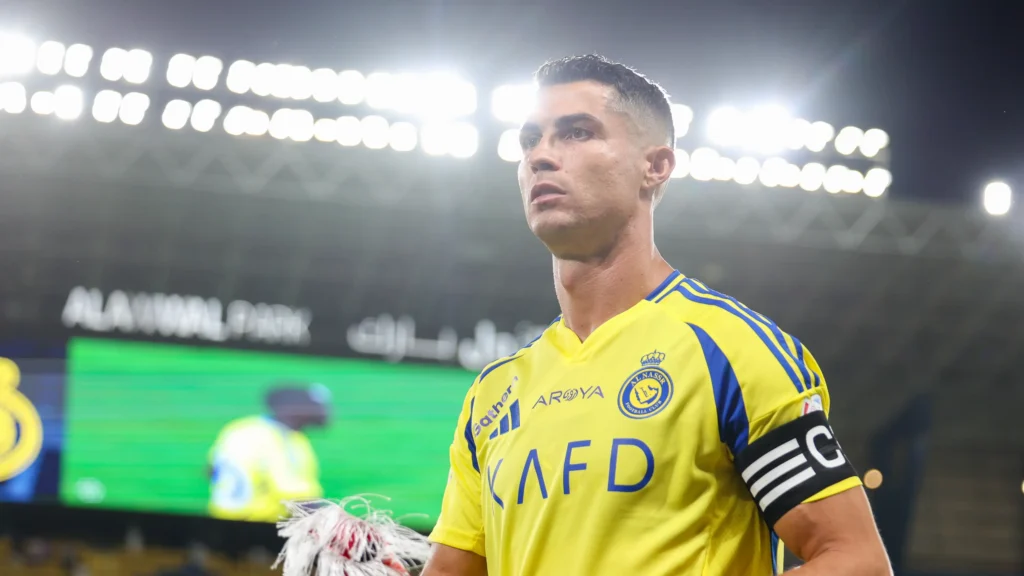 Cristiano Ronaldo frustré : il quitte le terrain avant la fin après avoir été remplacé