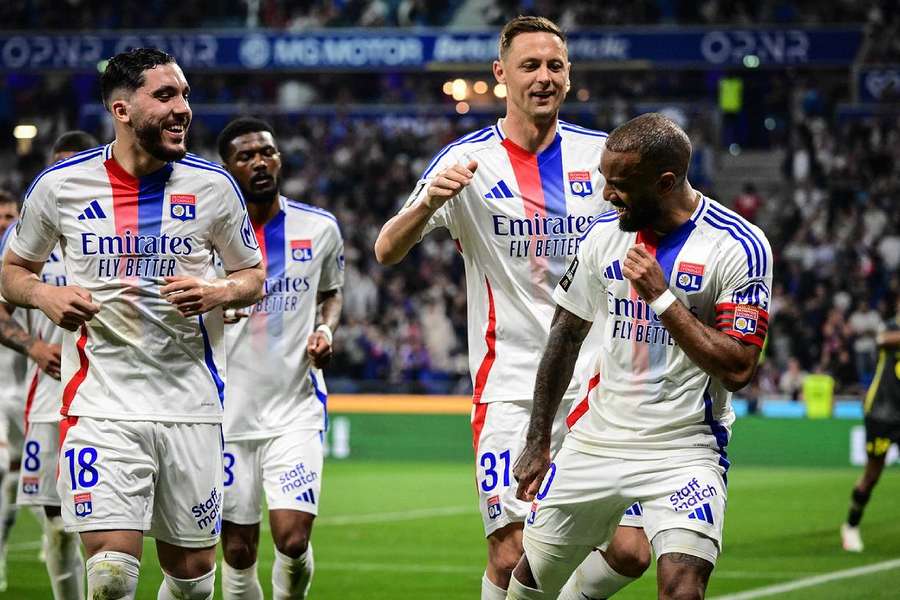 🏆 Ligue 1 : OL – Le grand coup en vue face à Lens, l’OM et Lille sous pression !