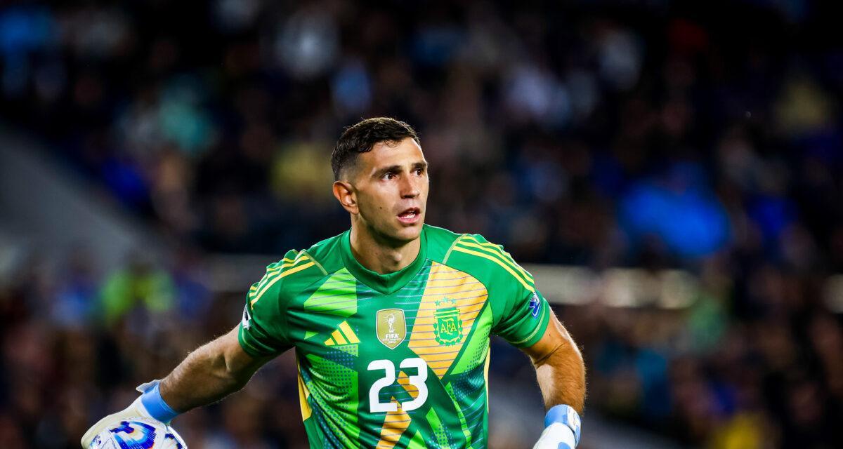 Emiliano Martinez dans le viseur de l'Atletico Madrid : vers un départ surprise ?
