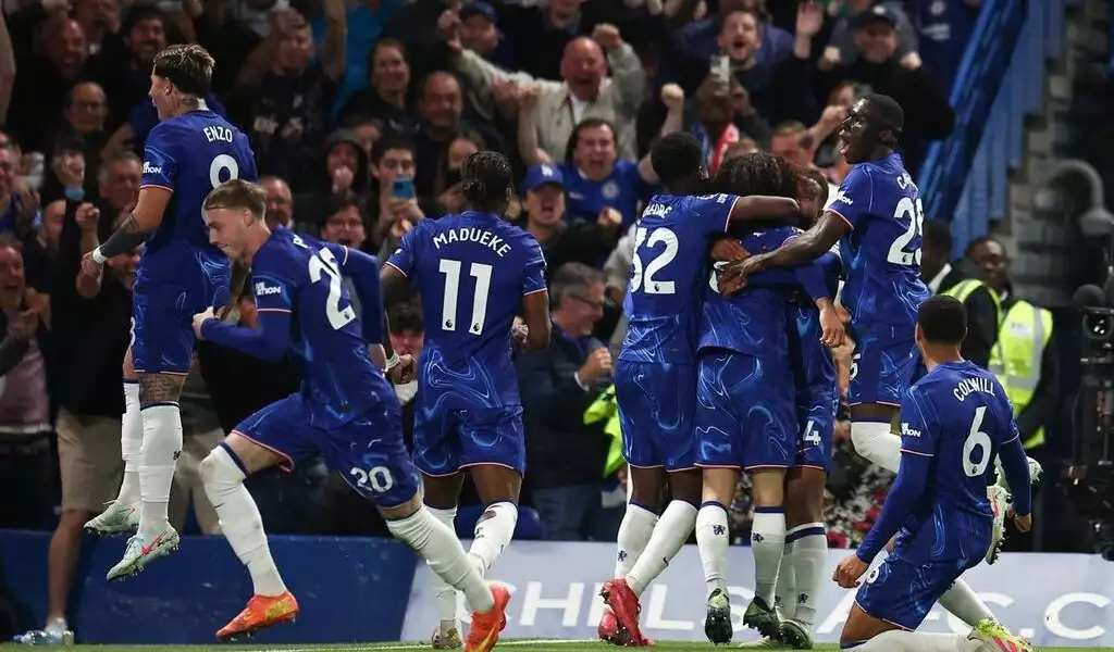 PL : Chelsea enterre les derniers espoirs de Manchester United, Aston Villa s'offre Tottenham