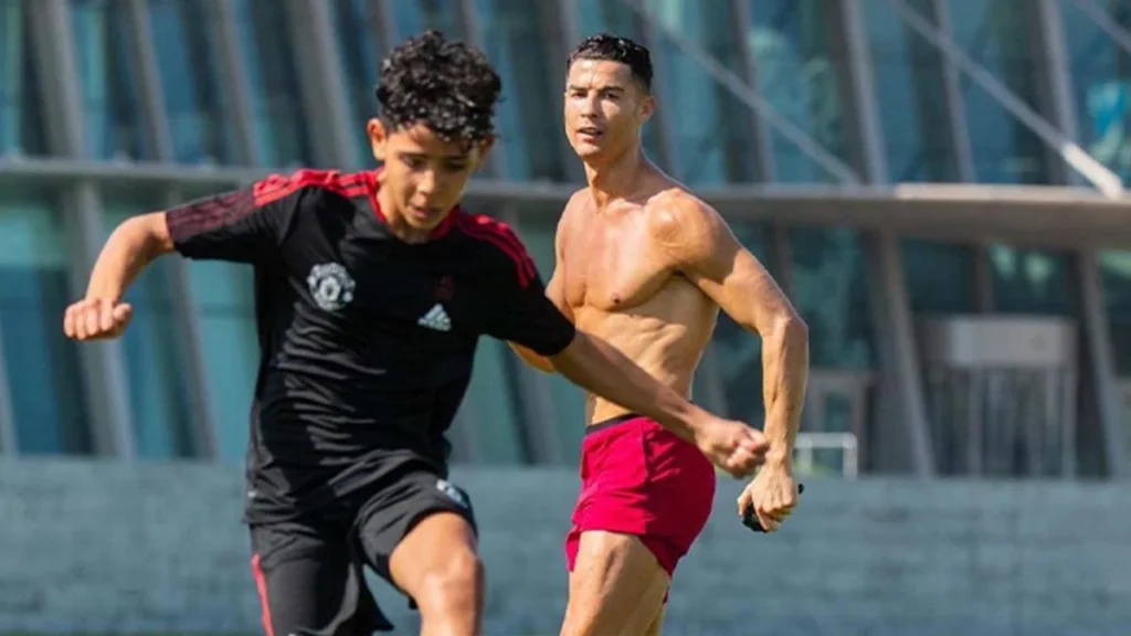 Cristiano Ronaldo Jr affole l’Europe : 16 clubs en lice